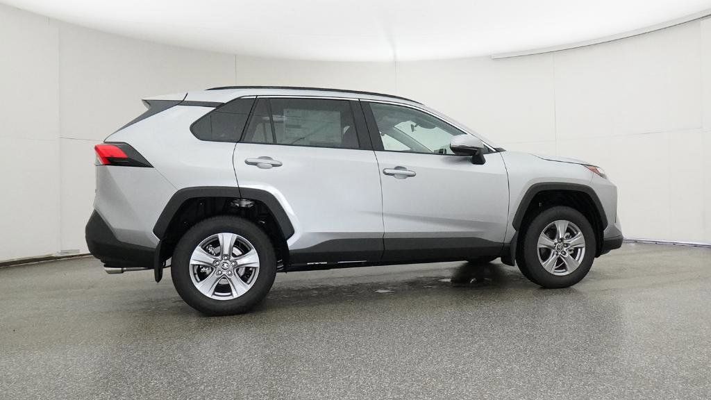 Thumbnail: 2025 Toyota RAV4 - 21