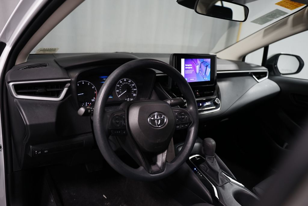 2023 Toyota Corolla LE 7