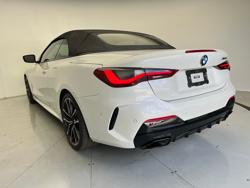2023 BMW 4 Series M440i 8