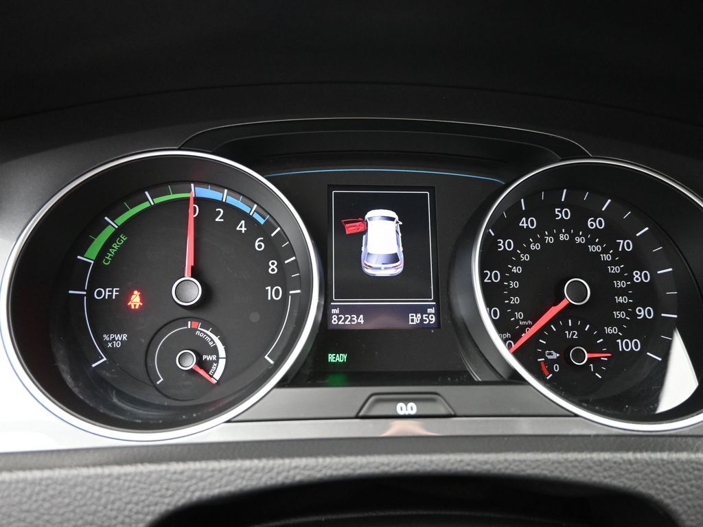 2016 Volkswagen e-Golf SE
