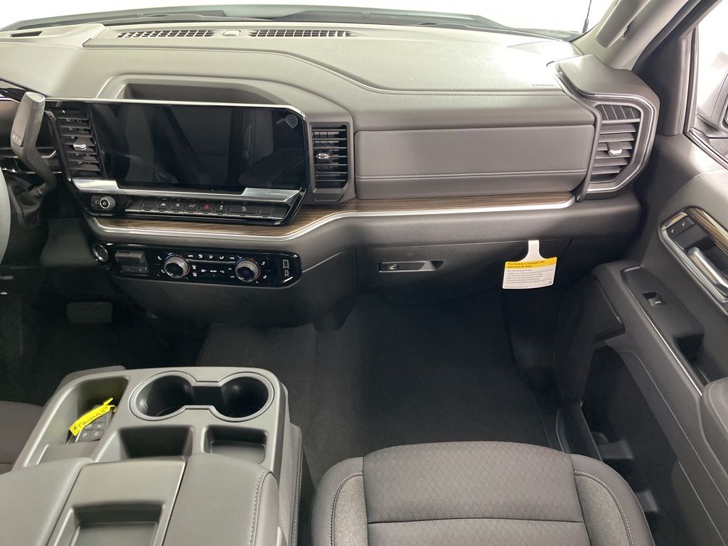 Thumbnail: 2026 Chevrolet Silverado 1500 - 14