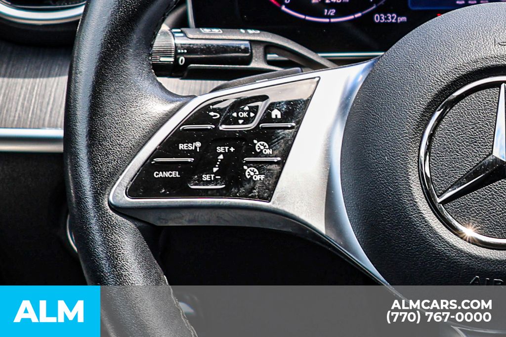 Used 2025 Black Mercedes-Benz C 300 image 33