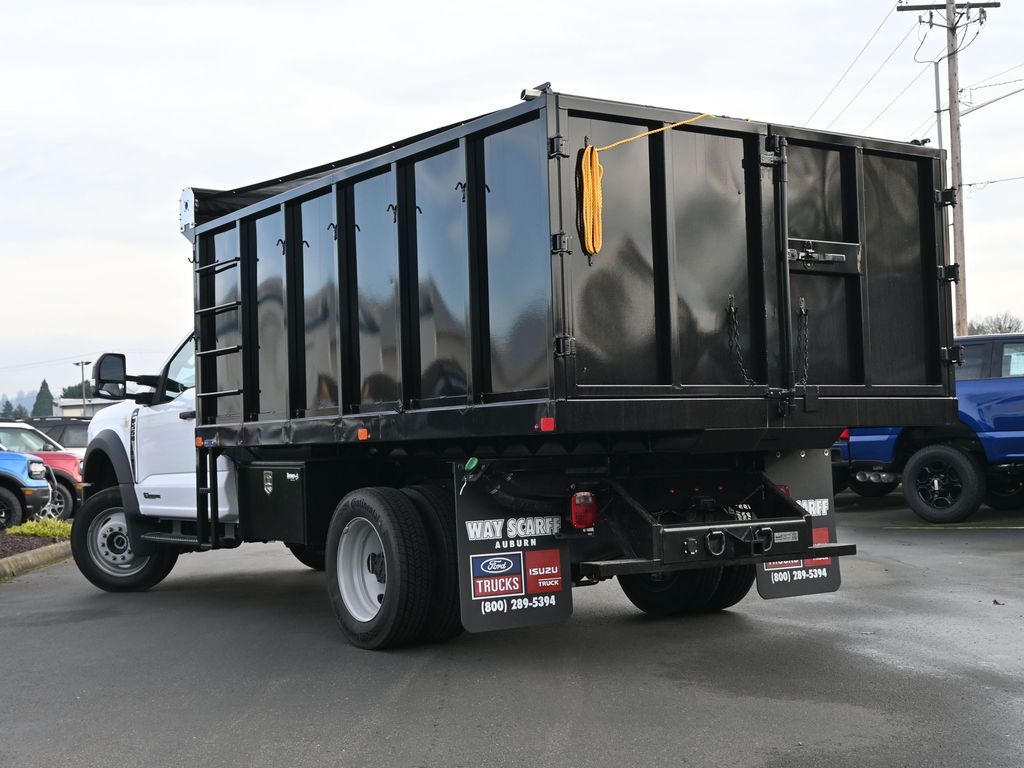 2025 Ford F-550 Chassis XL
