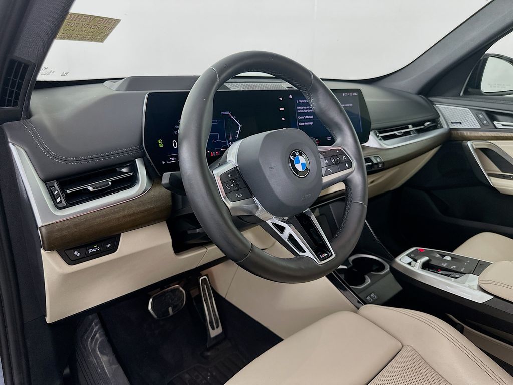 Thumbnail: 2023 BMW X1 - 9