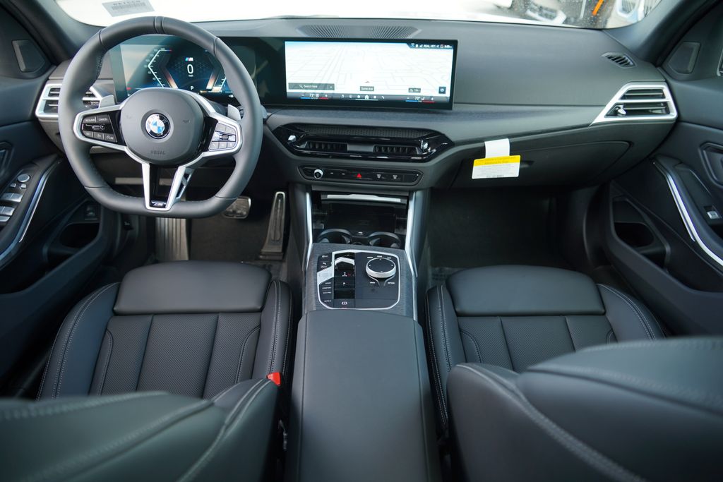 Thumbnail: 2026 BMW 3 Series - 13