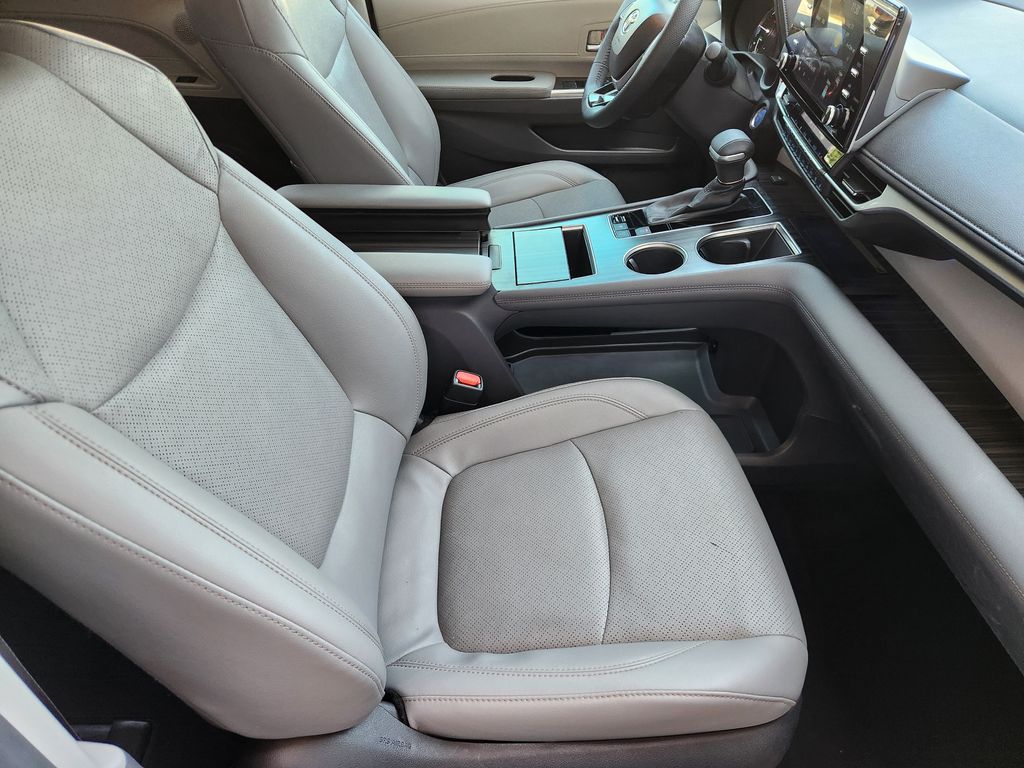 2022 Toyota Sienna Limited Beige at Community Toyota