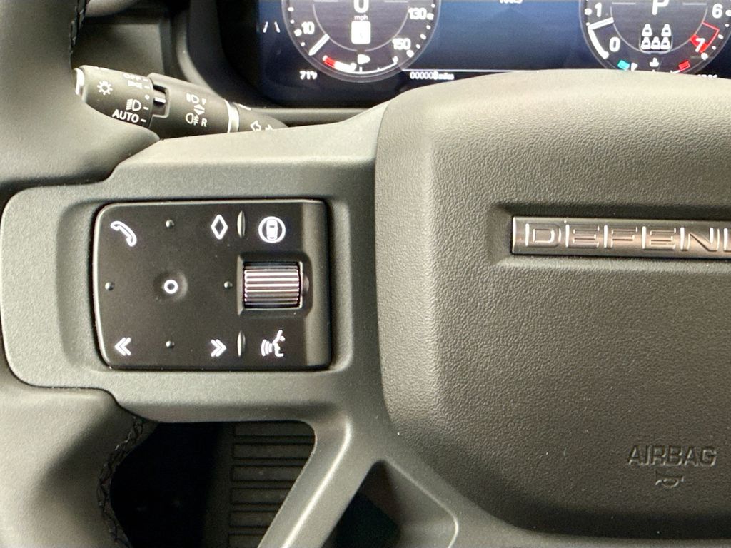 Thumbnail: 2026 Land Rover Defender - 11
