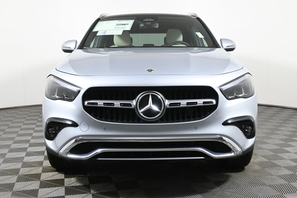 2025 Mercedes-Benz GLA 250 4MATIC 9