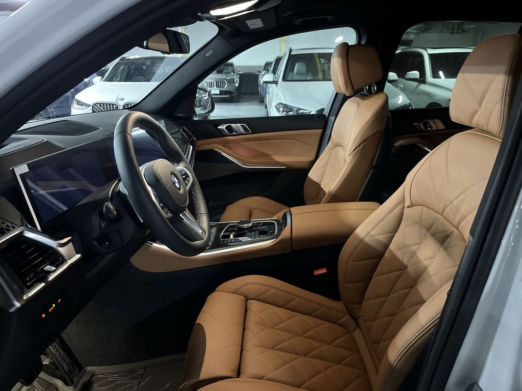 Thumbnail: 2026 BMW X5 - 11