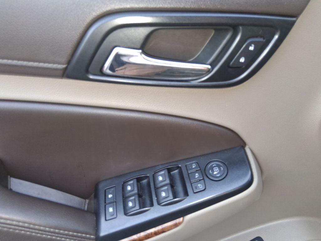 Used 2017 Beige Chevrolet Premier image 7