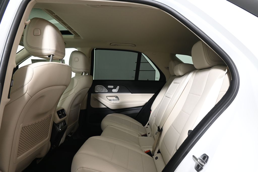 Thumbnail: 2026 Mercedes-Benz GLE - 29