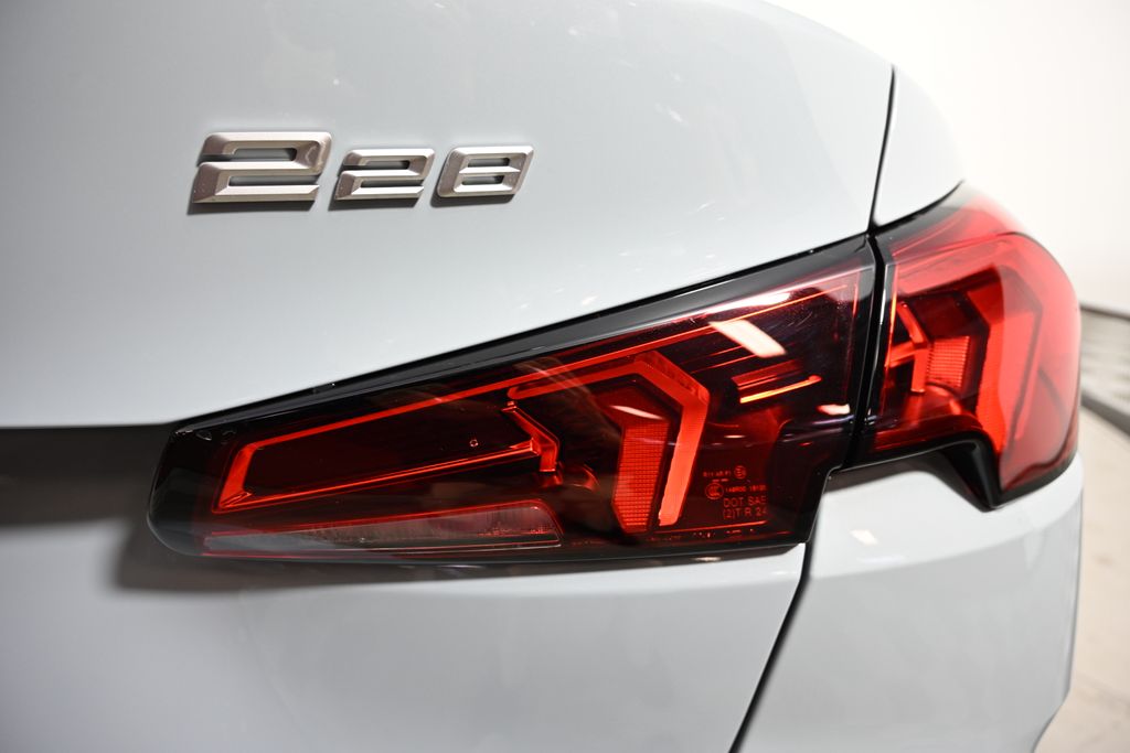 Thumbnail: 2026 BMW 2 Series - 11