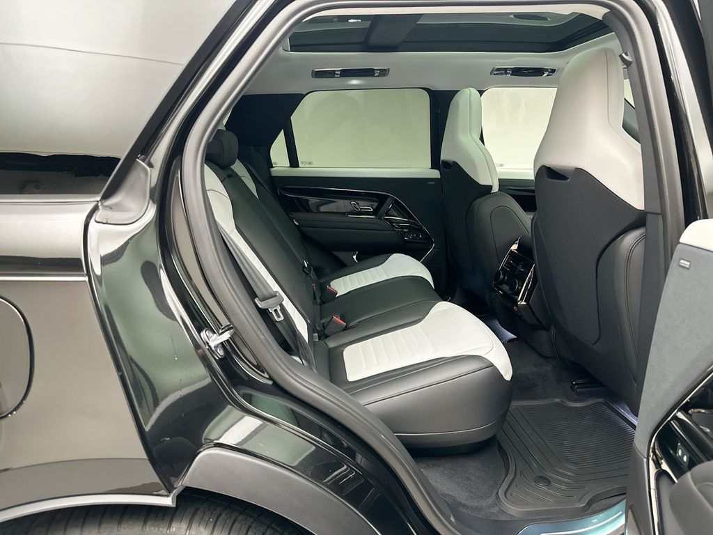 Thumbnail: 2026 Land Rover Range Rover Sport - 15