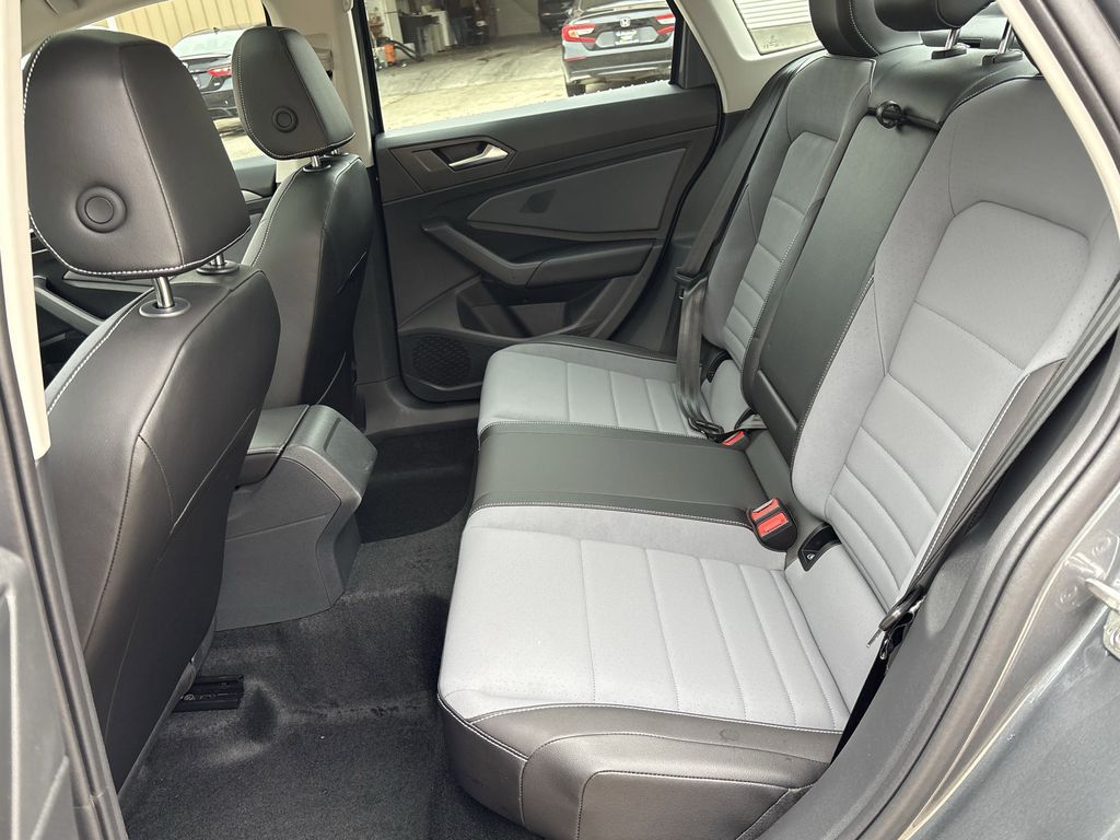 New 2026 Metallic Volkswagen 1.5T SE image 24