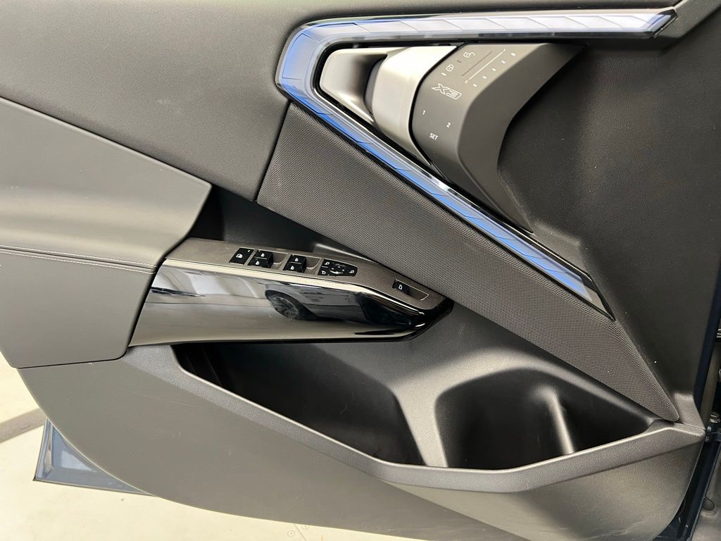 Thumbnail: 2026 BMW X3 - 17