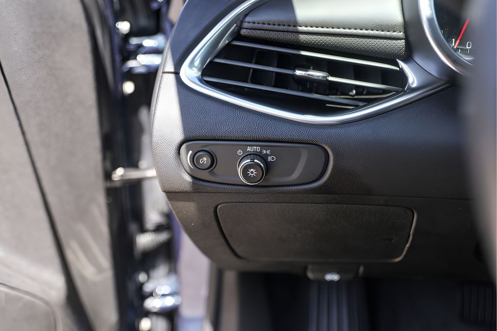 Used Car 2019 Chevrolet Malibu  Premier For Sale Under $20,000 In Austin, Texas