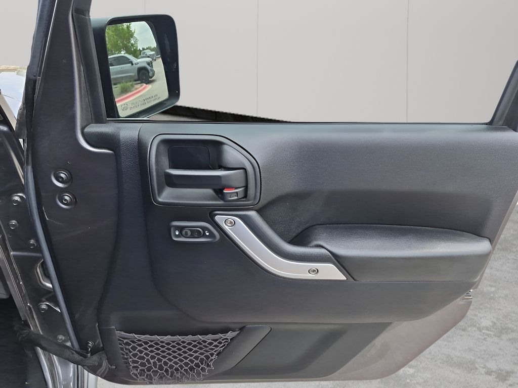 Used Car 2016 Jeep Wrangler  Unlimited Rubicon For Sale Under $30,000 In Austin, Texas