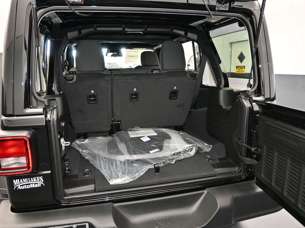 New 2026 Black Clearcoat Jeep Sport S image 33