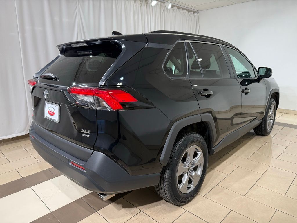 Thumbnail: 2025 Toyota RAV4 - 5