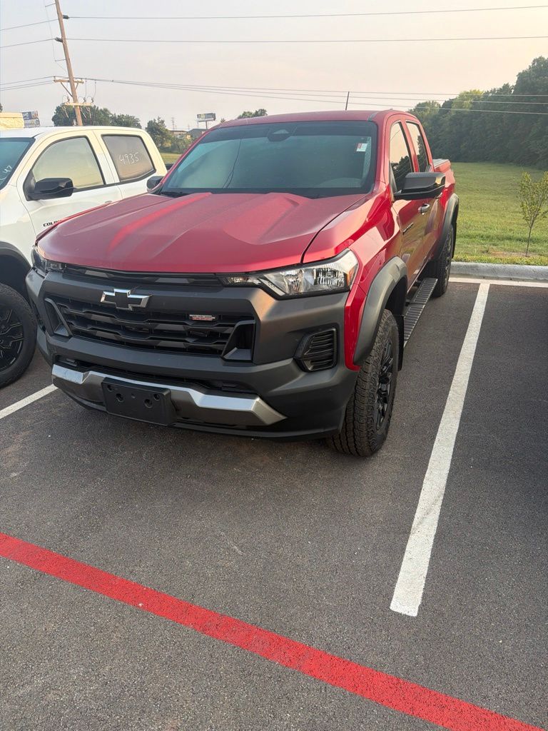 Radiant Red Tintcoat 2026 Chevrolet Colorado Pickup Truck Four-Wheel Drive 8-Speed Automatic