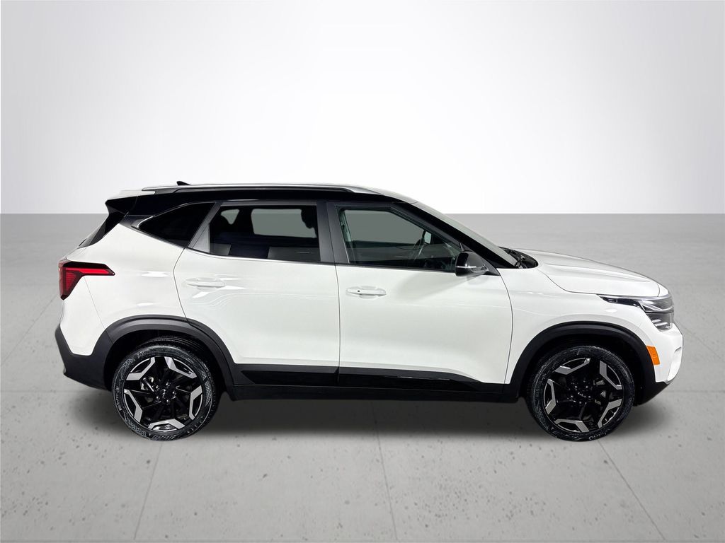 2024 Kia Seltos SX photo 4