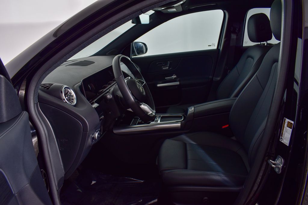 Thumbnail: 2026 Mercedes-Benz GLA - 12