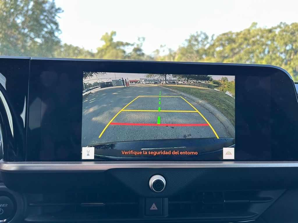 Thumbnail: 2023 Toyota Crown - 24