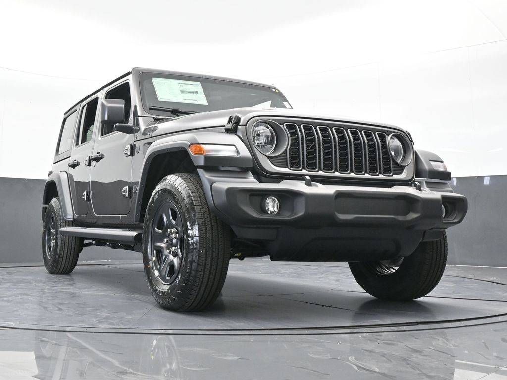 New 2026 Granite Crystal Metallic Clearcoat Jeep Sport image 56