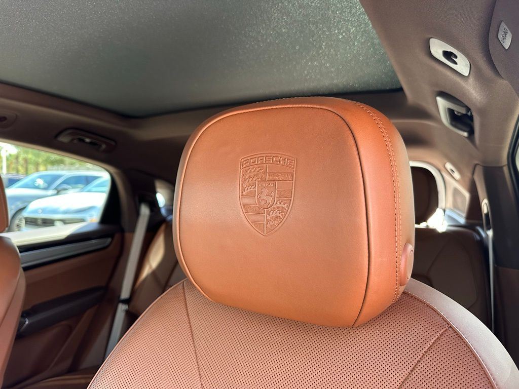 Thumbnail: 2023 Porsche  - 23