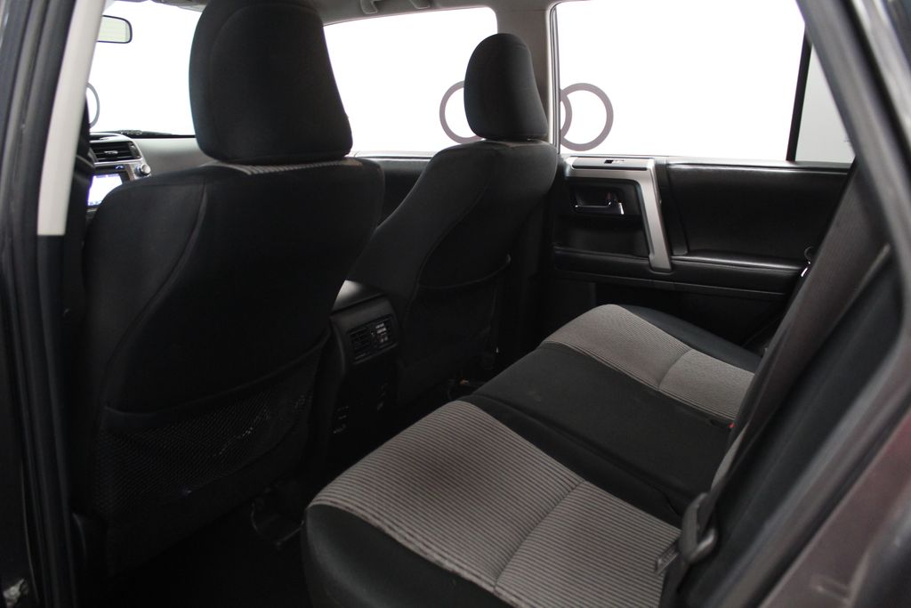 Thumbnail: 2015 Toyota 4Runner - 19