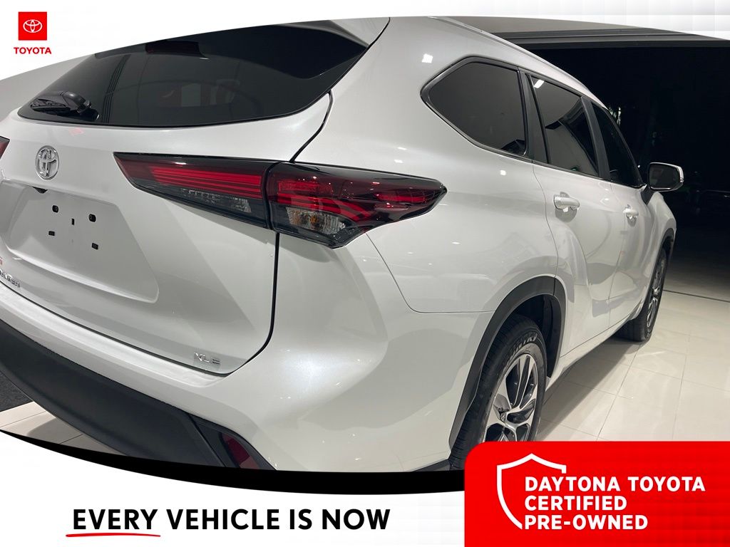 Used 2025 Toyota Highlander SUV