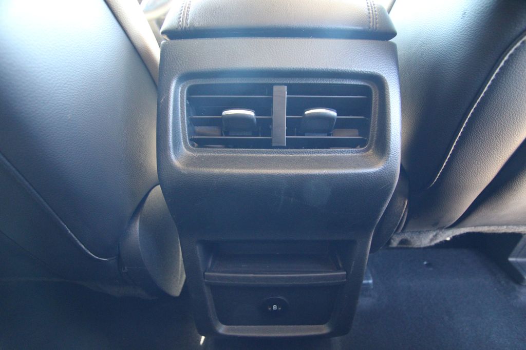 Used 2024 Ford Edge SUV