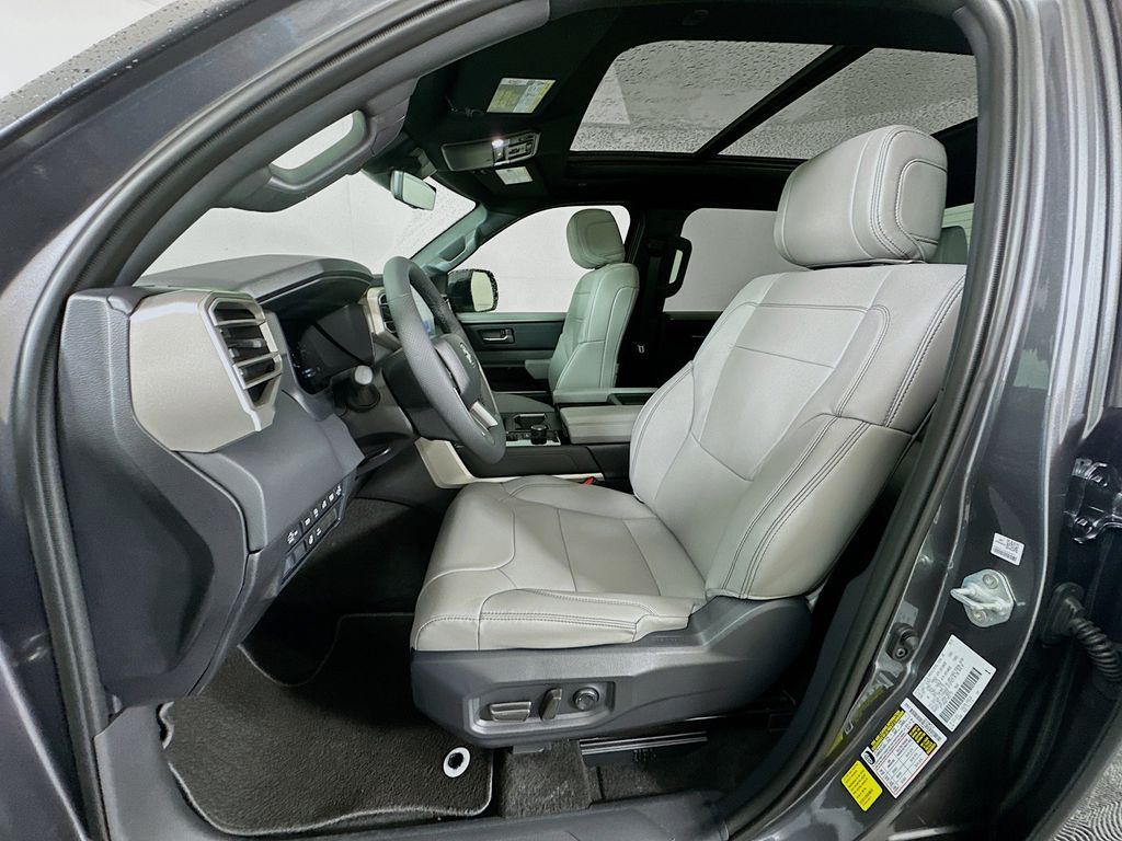 Thumbnail: 2026 Toyota Tundra - 21