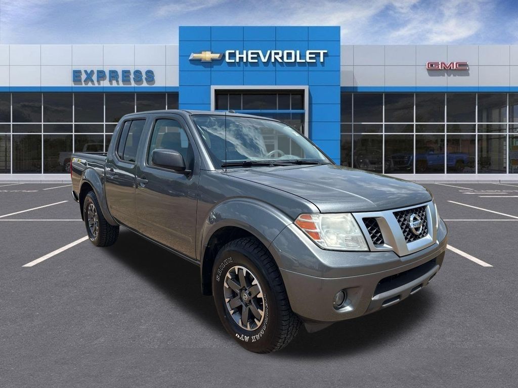 2018 Nissan Frontier SV V6 Crew Cab