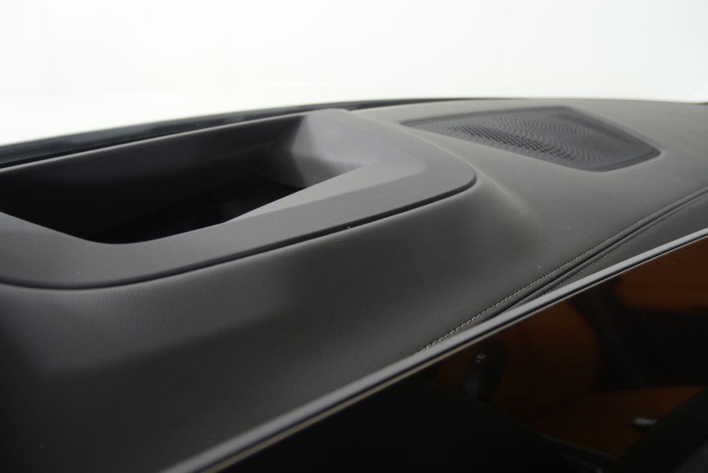 Thumbnail: 2026 BMW X7 - 20