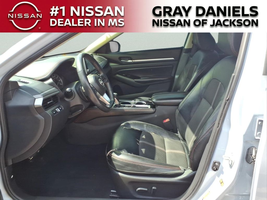 Used 2024 Nissan Altima Sedan