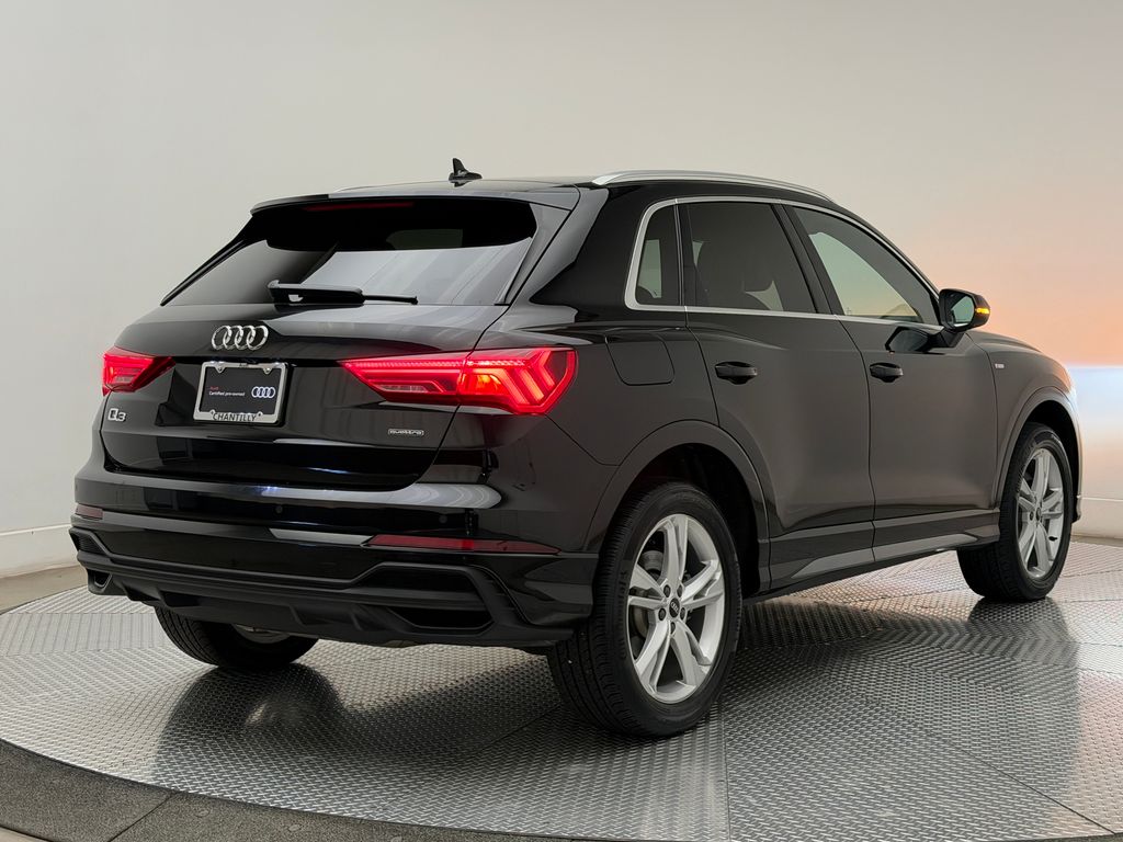 Thumbnail: 2023 Audi Q3 - 8