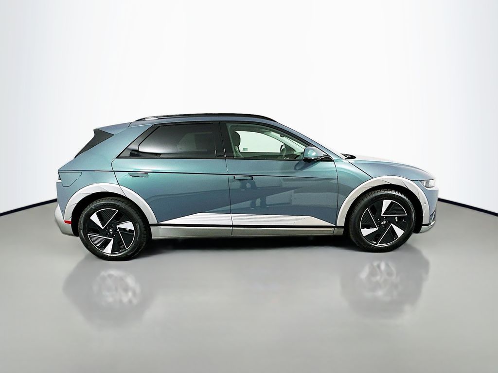 Thumbnail: 2025 Hyundai Ioniq 5 - 4