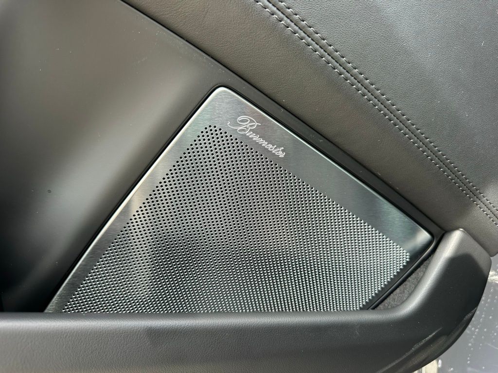 Thumbnail: 2026 Porsche 911 - 21