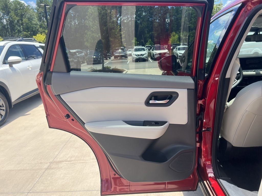2025 Scarlet Ember Tintcoat Nissan Rogue SL AWD SUV