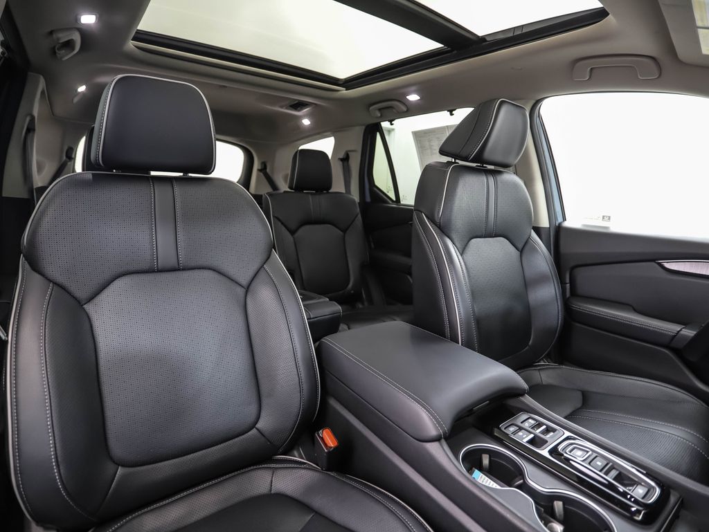 Thumbnail: 2023 Honda Pilot - 32