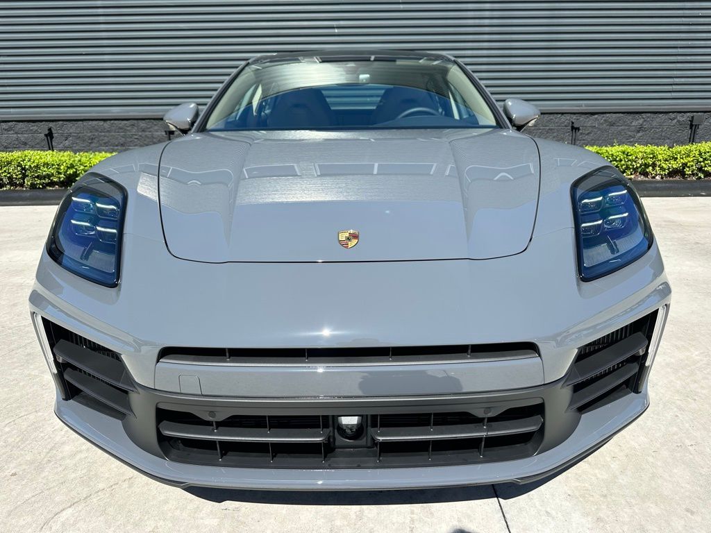 Thumbnail: 2026 Porsche Panamera - 8