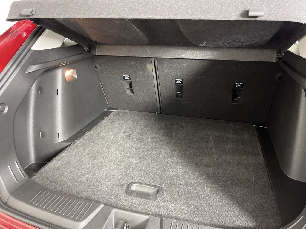 2024 Chevrolet Trax LT 8