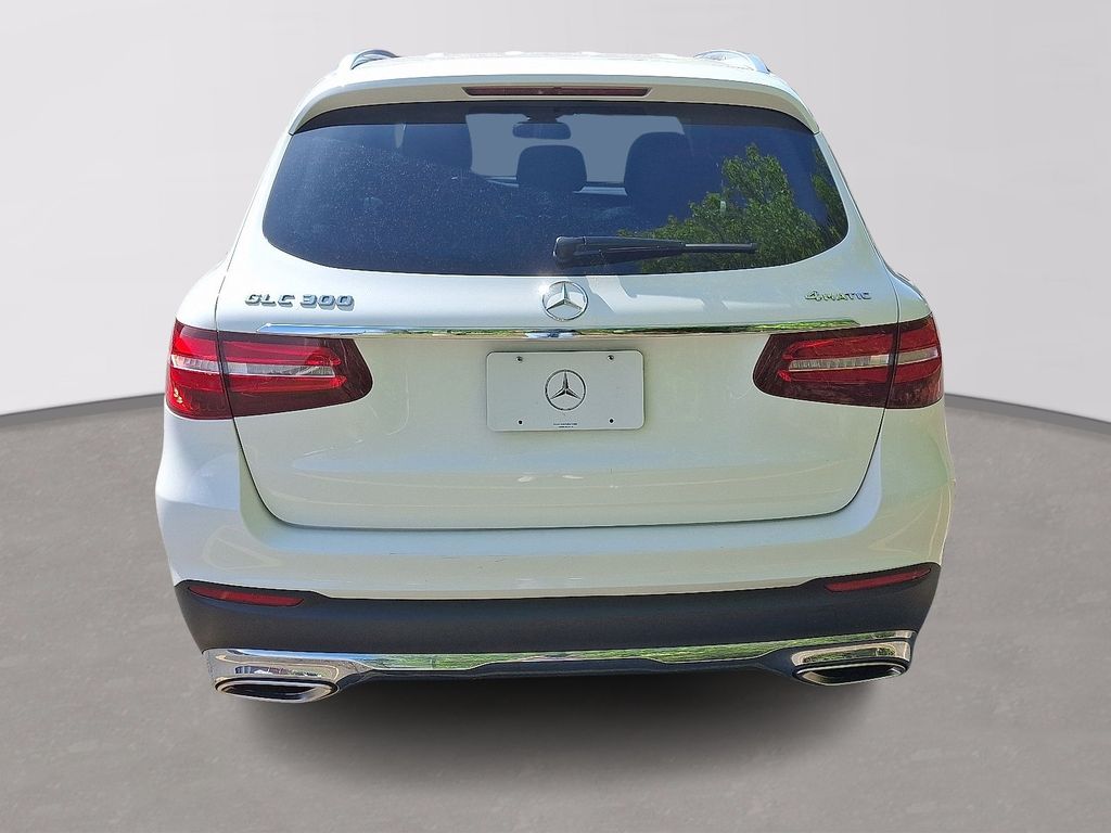 2019 Mercedes-Benz GLC 300 5