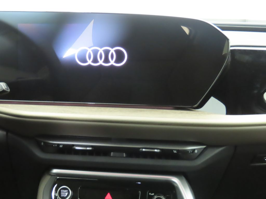2025 Audi Q5  14