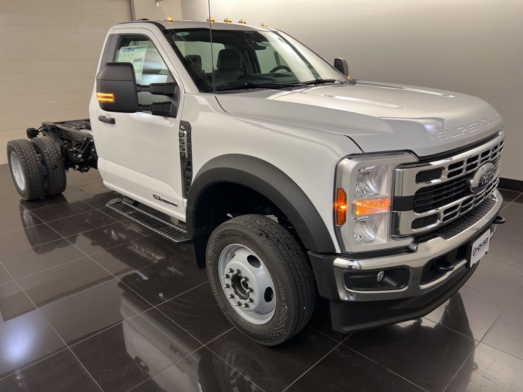 2025 Ford F-550 XL 4x4 Regular Cab 169-In DRW's photo