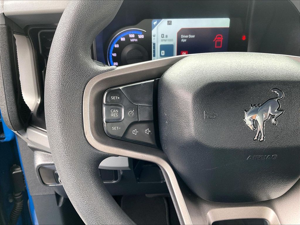 2021 Ford Bronco — photo 23