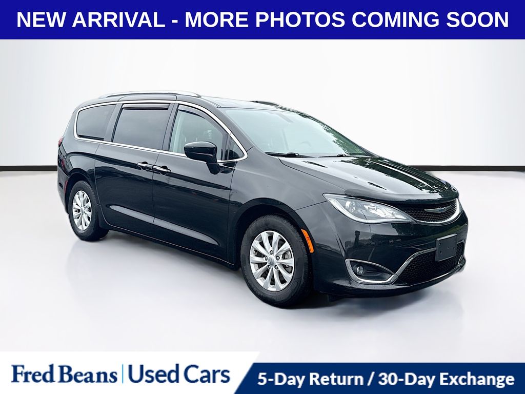 2019 Chrysler Pacifica Touring L FWD