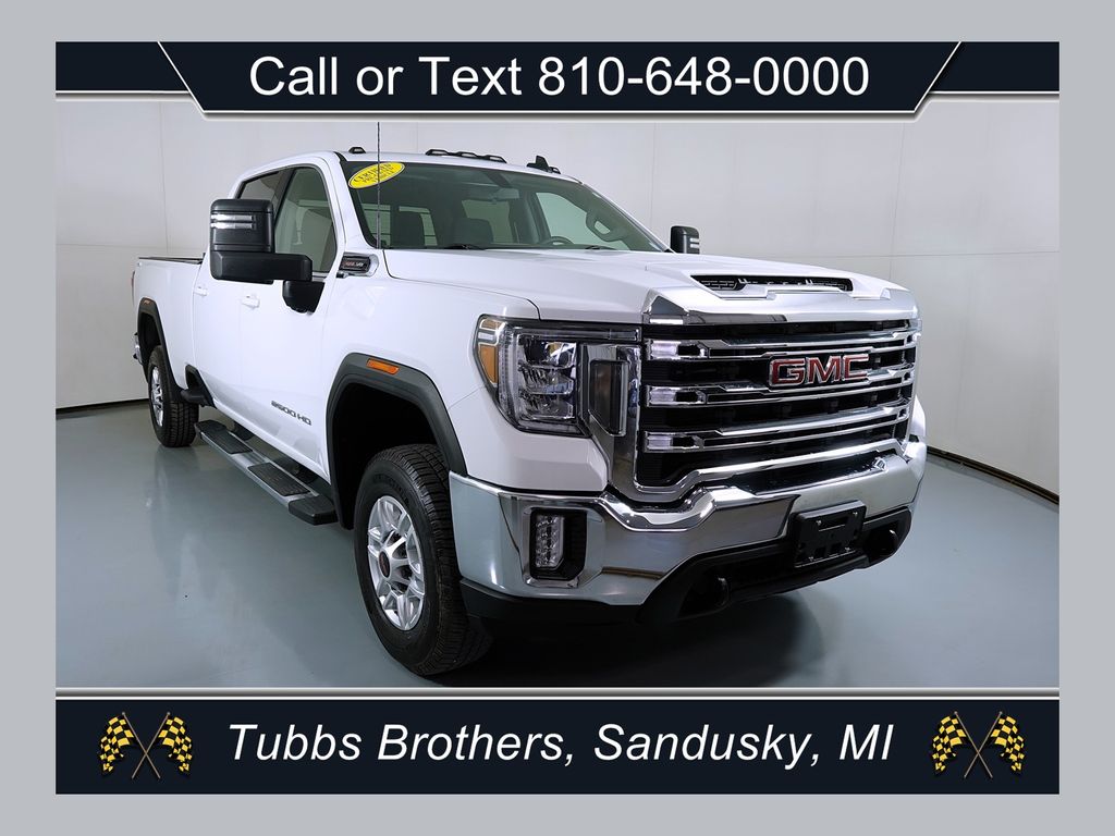 White 2022 GMC Sierra 2500HD Pickup Truck Four-Wheel Drive 6-Speed Automatic