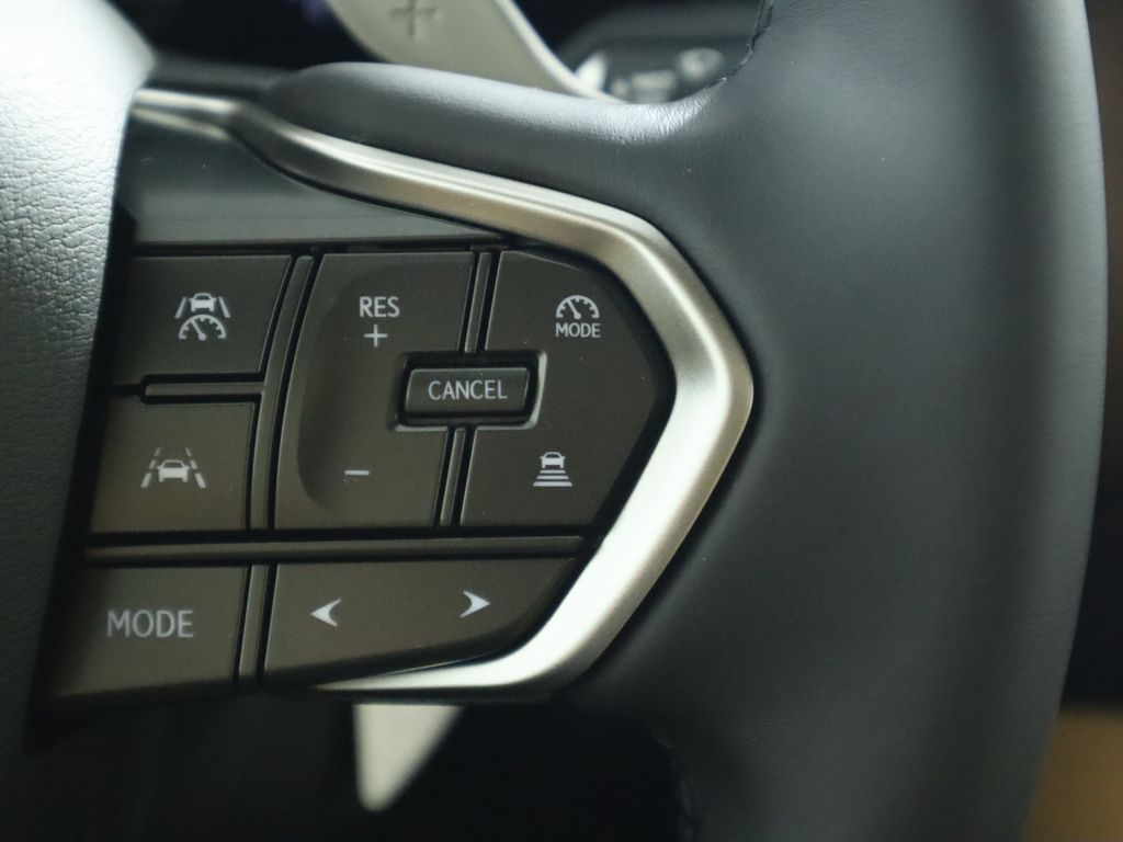 2025 Lexus NX 250 13